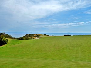 Cape Kidnappers 10th Approach